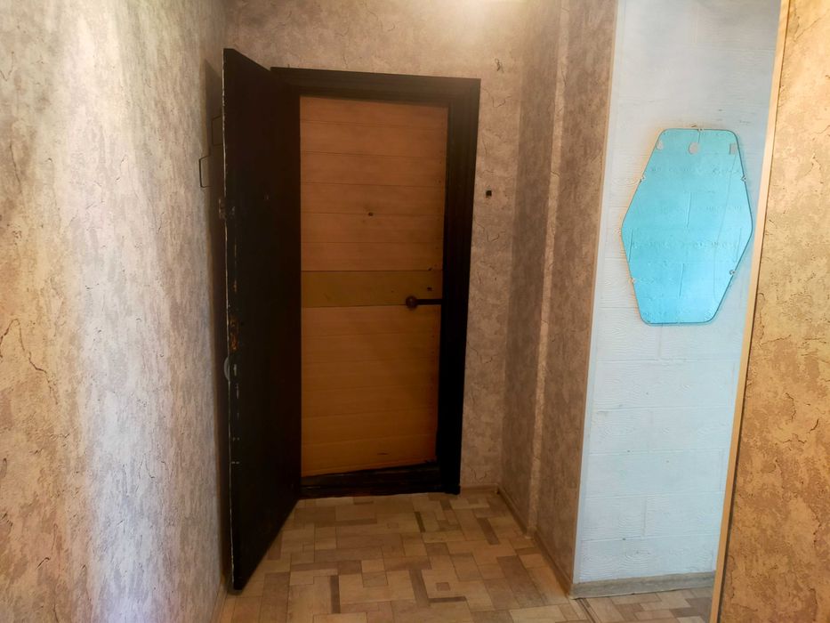 Продам малосемейку на КСК