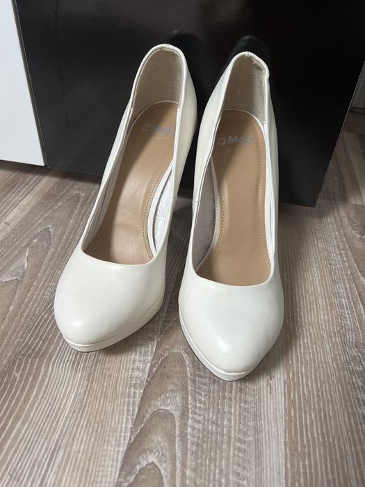 Дамски обувки 38 номер