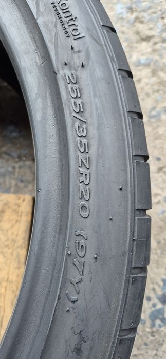 2 anvelope vara ca noi Hankook 255/35/20,dot 2023.Pretul este pe buc.