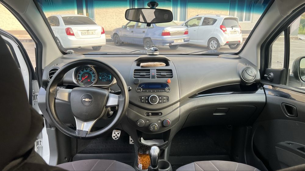 Продается автомобиль (chevrolet spark)