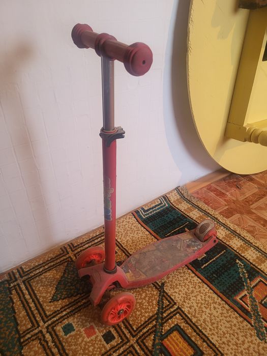 1 велосипед, 3 самоката