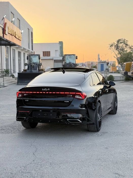 Kia K5 GT line 2023 yil