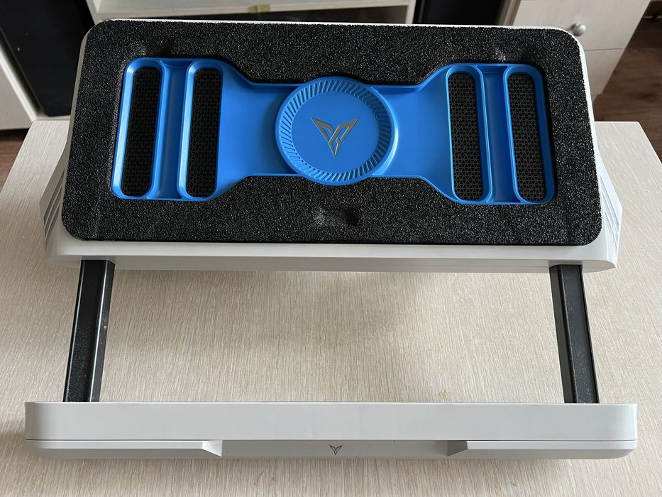 Продается мощная подставка для ноутбука | FLYDIGI BS1