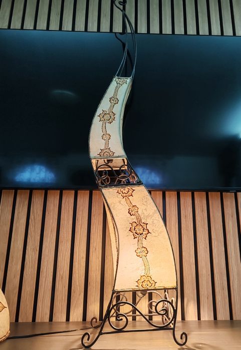 Lampadar marocan din piele de capra