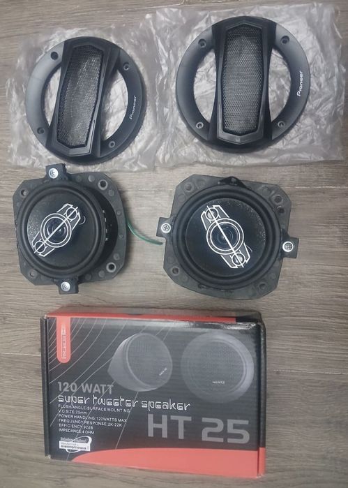 Матиз стоики с колонками пищалками в салон отличного качества с России