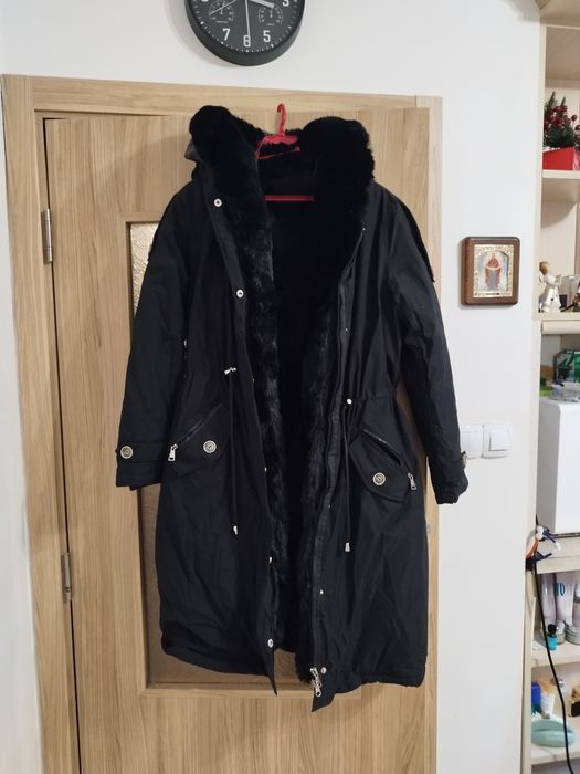 Дамско дълго зимно палто