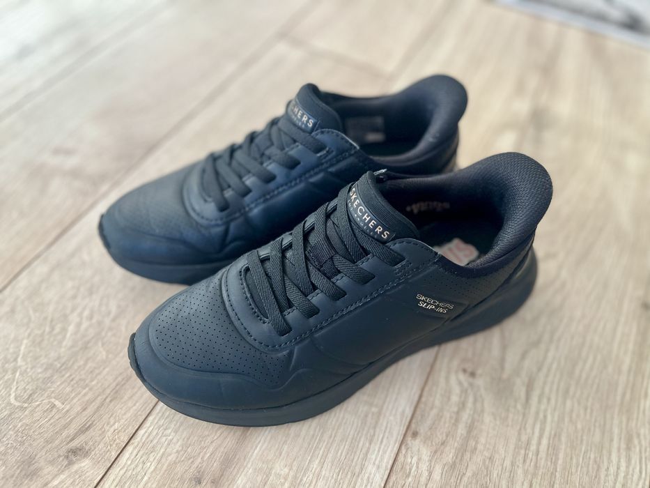 Sketchers mar 36