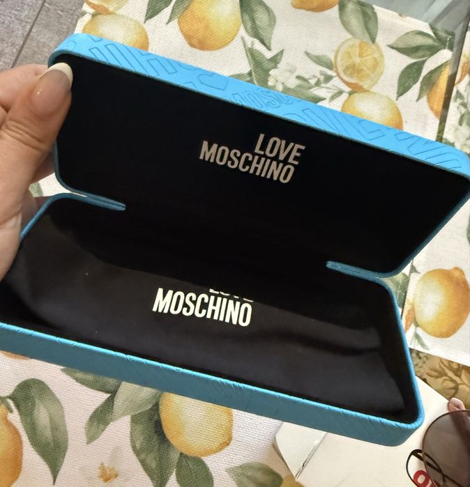 Слънчеви очила Love Moschino