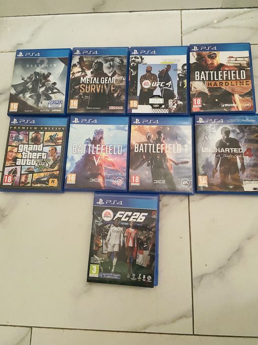 Vand ps4 cu 2 console 9 jocuri racirot cu fifa 2026  gta ufc box si in ca 7 jocuri ps ul merge foarte bine e in stare perfecta