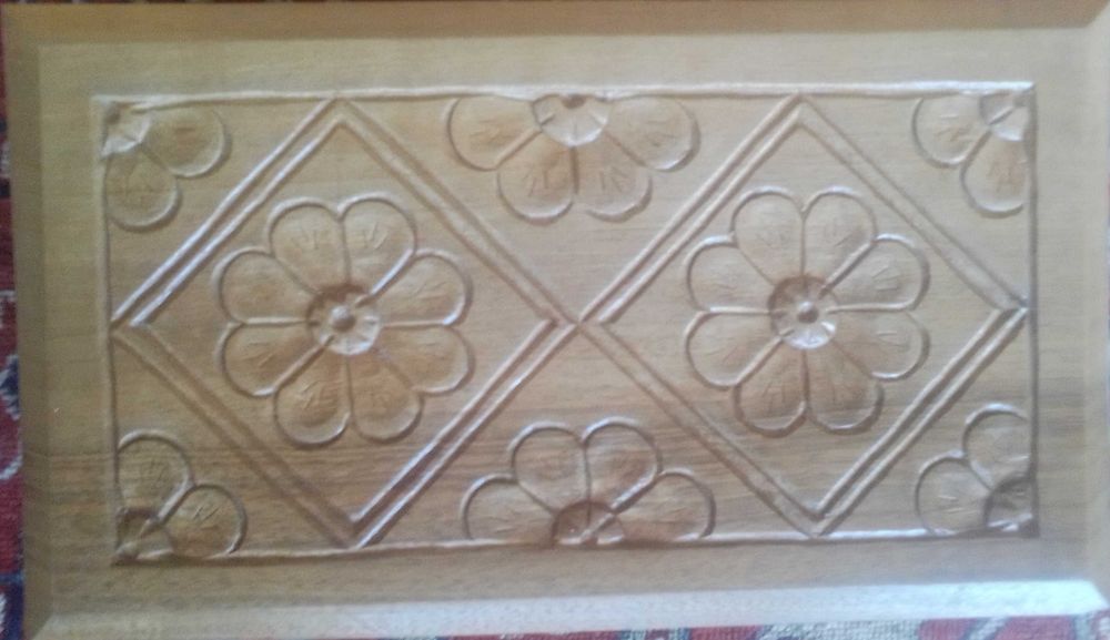 Продавам  кутия за бижута