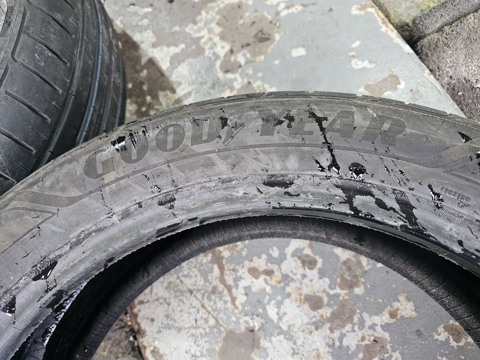 215 50 19 vara goodyear