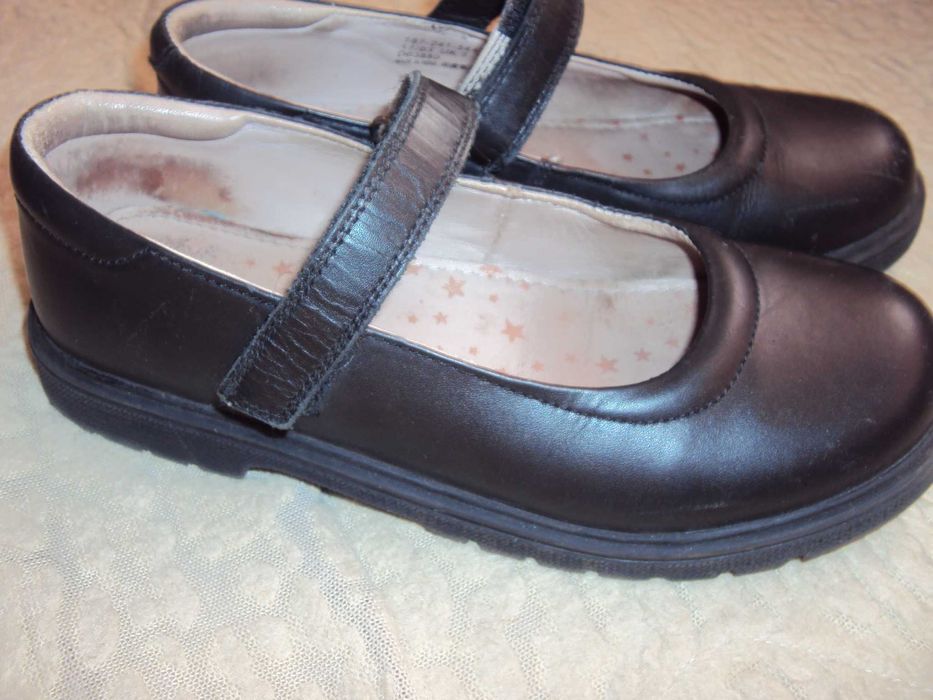 Туфли школьные. 36 р-р