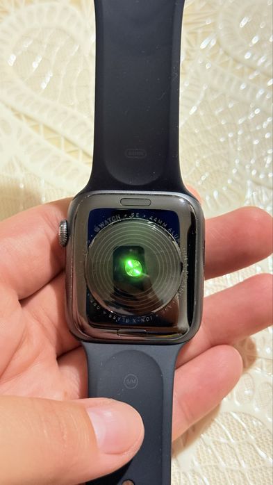 Apple Watch SE 44 mm
