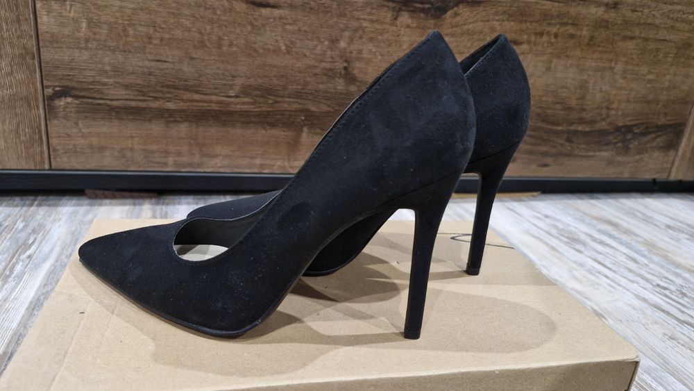 Елегантни обувки