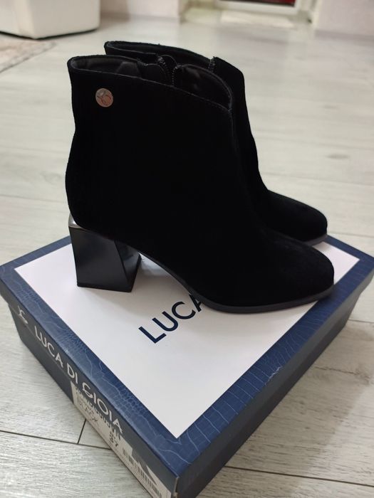 Ghete piele întoarsă