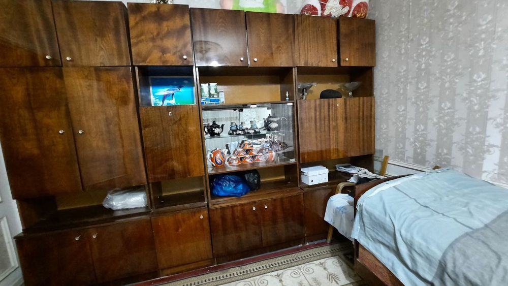 Мебель, стенка, тумб российский состояние хорошее окончательная 2.500.