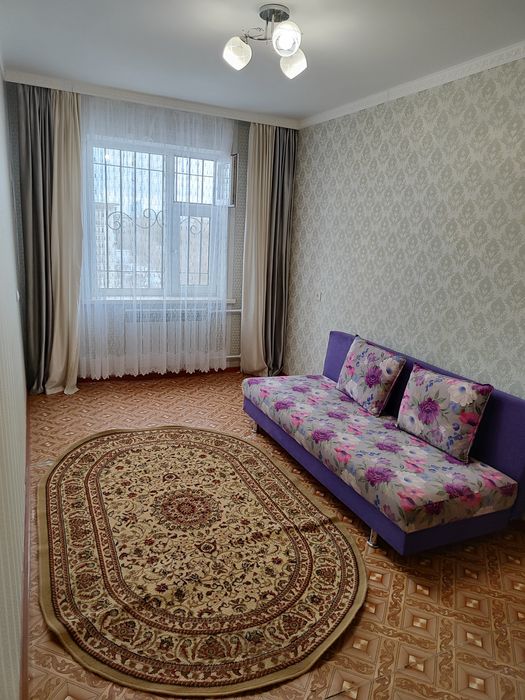 Продам 3 комн квартиру 70кв м район 5 мкр 89г