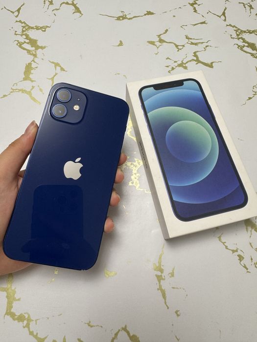 iPhone 12, в хорошем состоянии