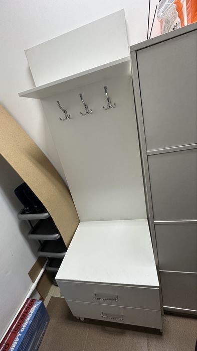 Вешалка для верхней одежды