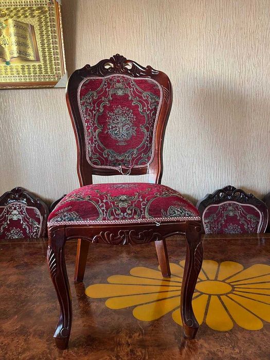 Мебель, Размер 3,50 м * 80 см-отличный предмет мебели для гостиной.
