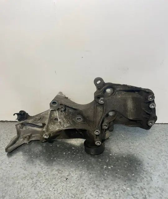 Suport alternator Dacia Logan 2005 1.4 MT (75 hp)