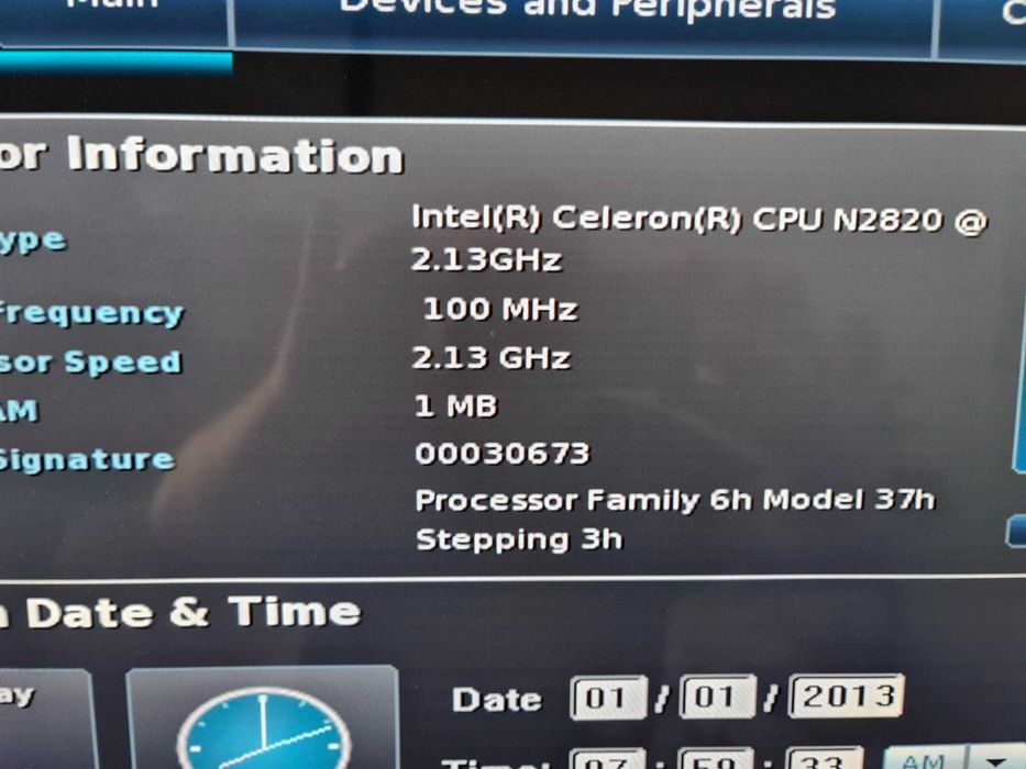 Vad NUC Intel, 4GB RAM, 200GB HDD + HDD extern pt. backup de 500GB.