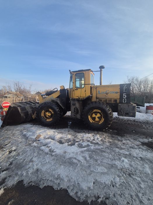 Продам погрузчик 3-х куб