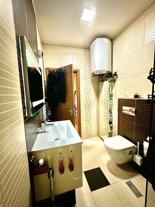 Двустаен апартамент за продажба в Сарафово