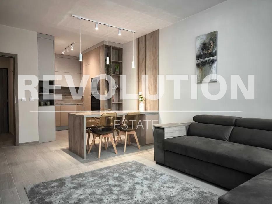 Двустаен апартамент  в гр.Варна, Базар Левски!