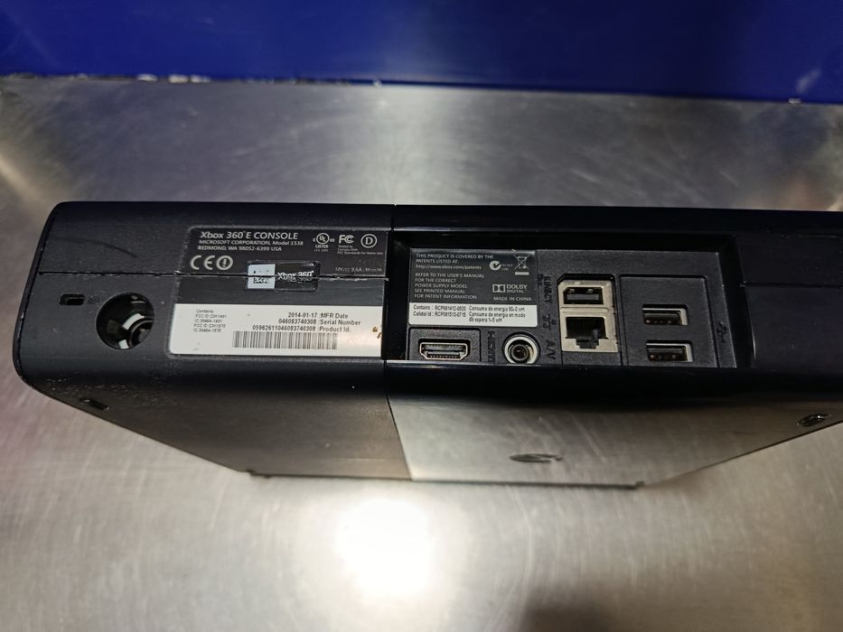 Xbox360-e freeboot (комплект + игры)