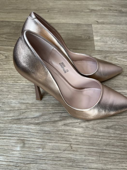 Дамски обувки 20лв.