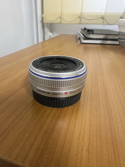 Obiectiv foto olympus 17mm f2.8
