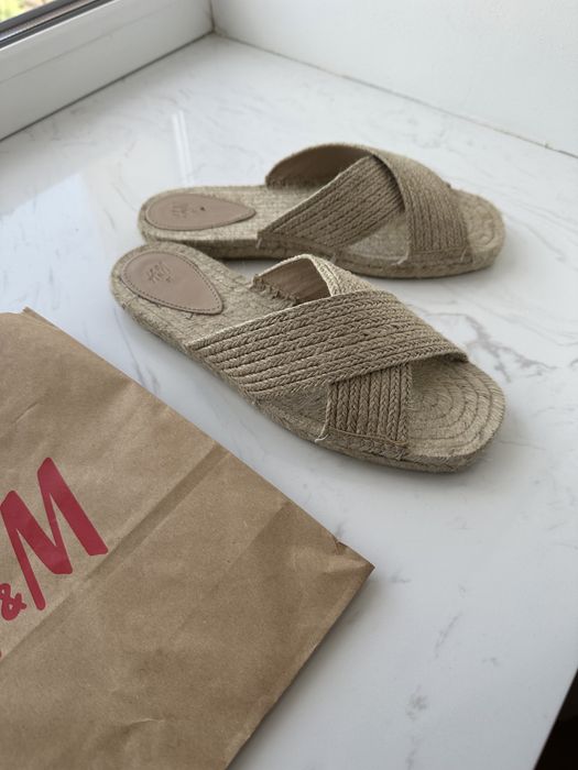 шлепки HM. Новые. Размер 37. Новые