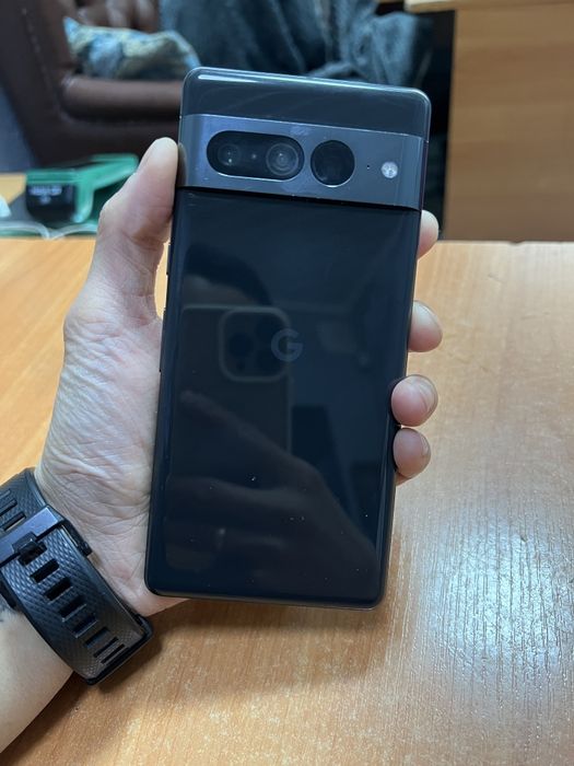 обменяю гугл пиксель 7про  12/128