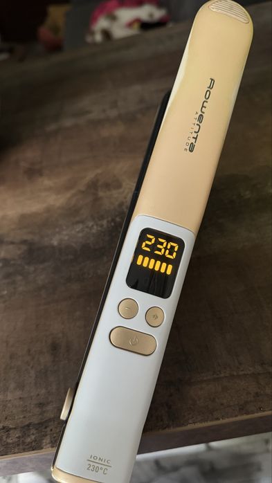 Выпрямитель волос Rowenta Attitude