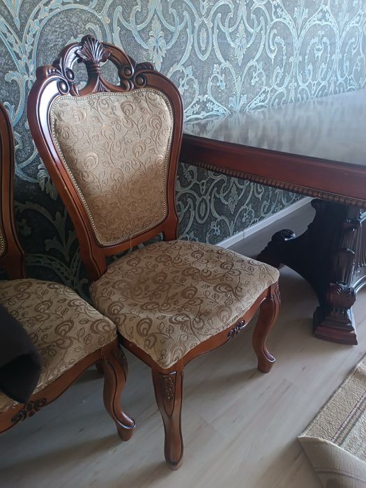 Стулья для гостиной