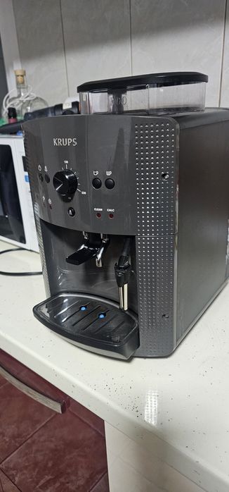 Vând expresor de cafea