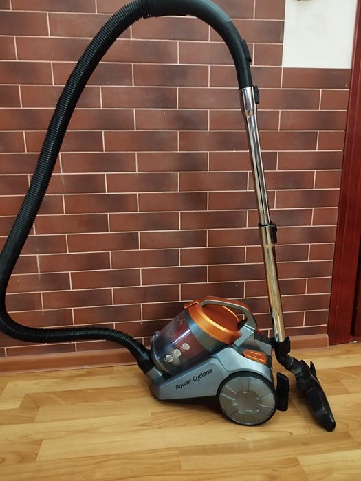Пылесос продам, бу
