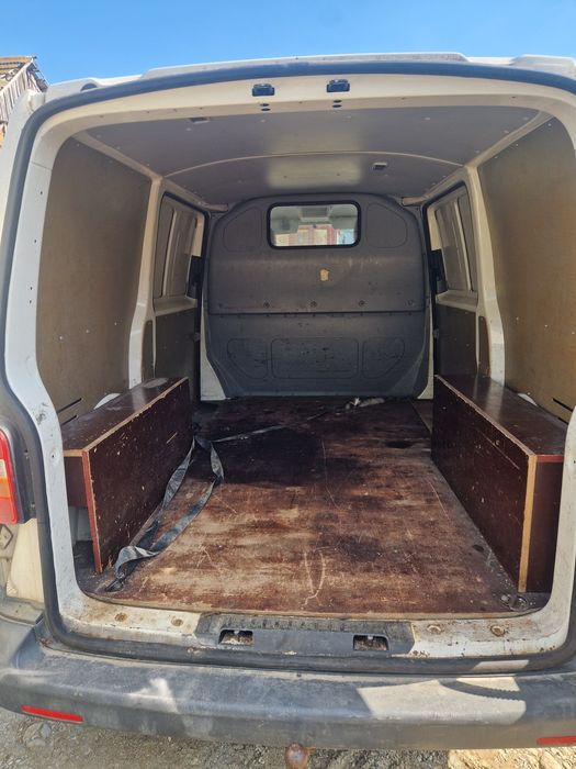 Volkswagen Transporter 2007 diesel, 2.641 € — imagine 4