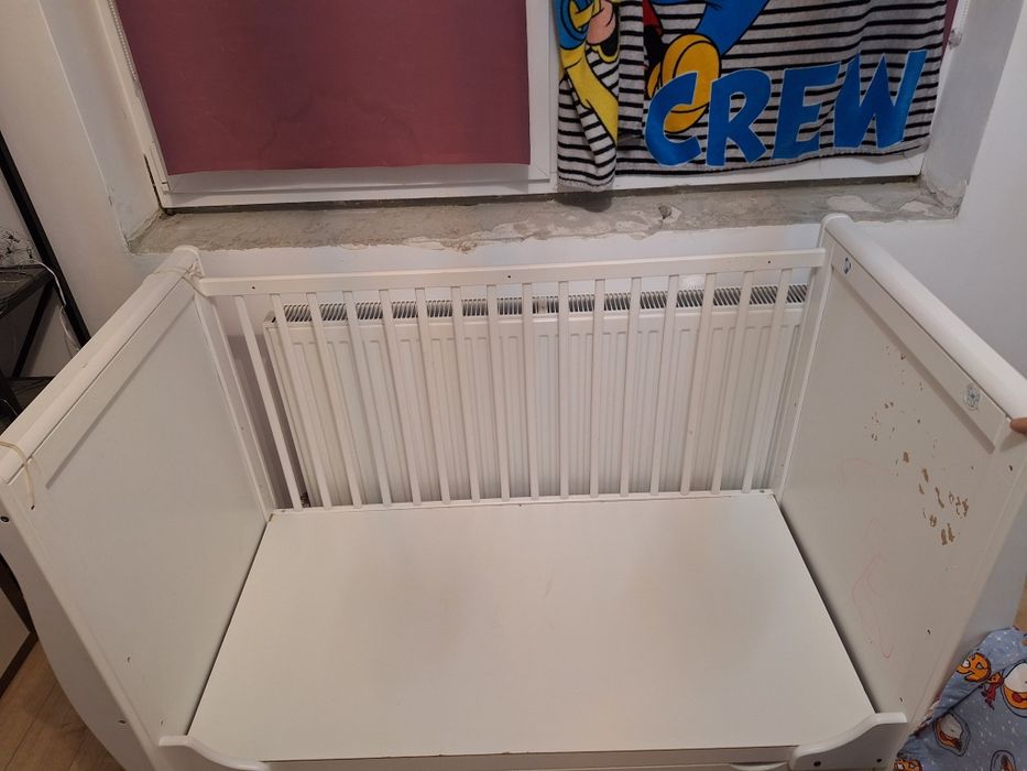 Vând pătuț pentru copii