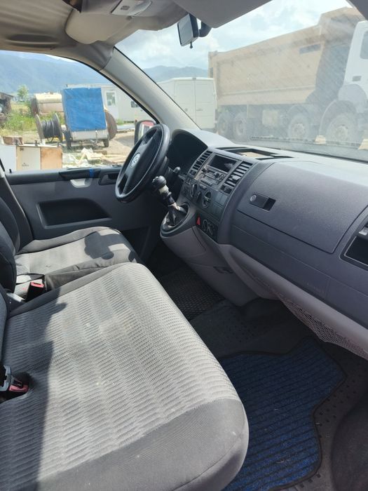 Vând Volkswagen Transporter