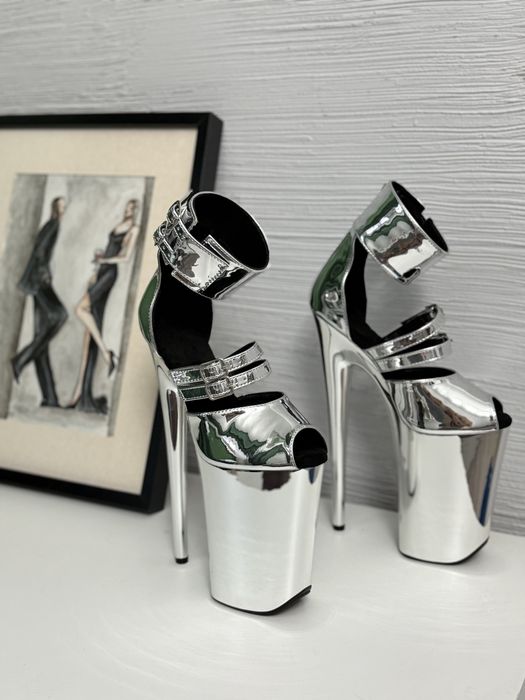 Продам стрипы 4-ки.