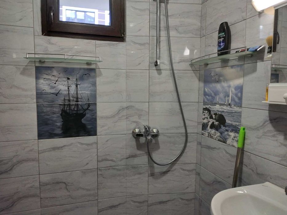 Двустаен обзаведен с подземно паркопмясто