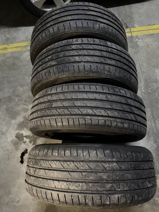 Продам шины летные R17