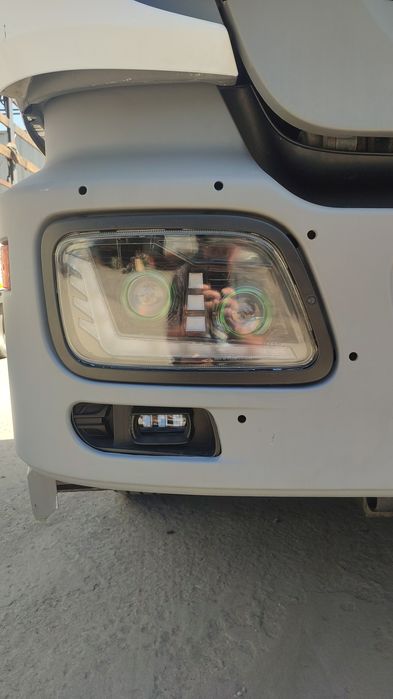 Фары на Mercedes Actros Mp3