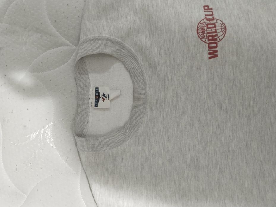 Свит шот белый с рисунком