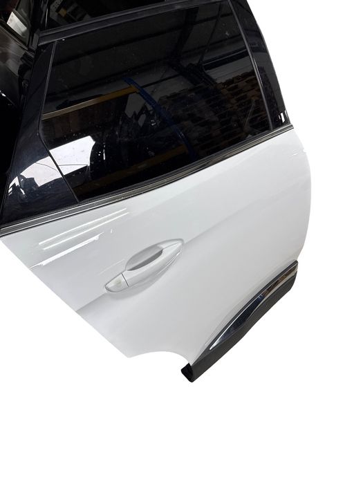 Usa Portiera Spate Dreapta Peugeot 3008 Suv Ii M_ 2016 - >