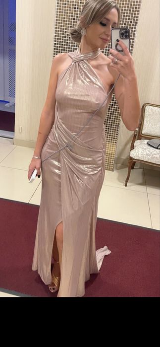 Rochie Asos, spatele gol