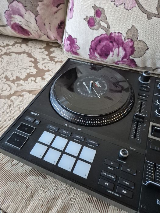 Consolă Hercules DJ Control Inpulse T7