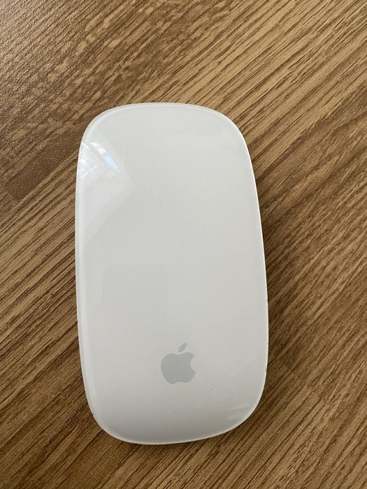 Maus Apple defect se conecteaza dar nu misca sageata .